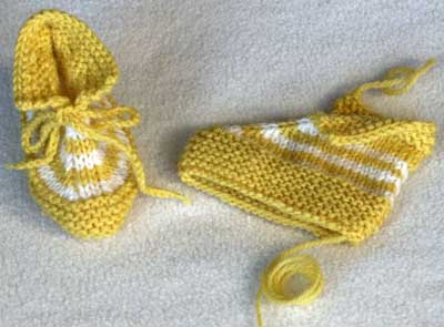 Baby Bootie Pattern Knit on Knitting Pattern For Striped Garter Stitch Baby Booties