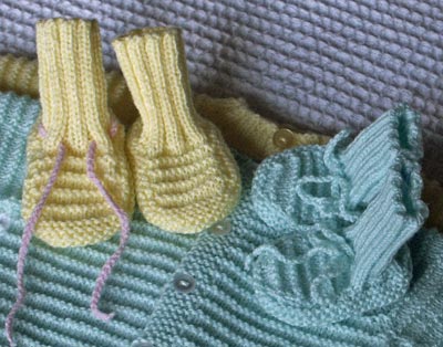 Easy Knit Baby Booties on Baby Bootie Knitting Patterns  Easy Baby Booties Knitting Pattern