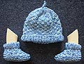 Baby Booties And Top Knot Hat Knitting Pattern