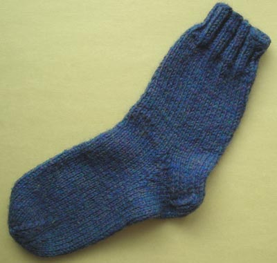 What are some popular sock knitting patterns for beginners?