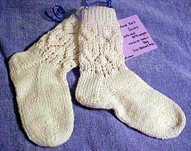 Chevron Lace Socks Knitting Pattern