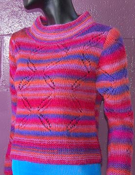 Women's Cloverleaf Eyelet Pullover Sweater Knitting Pattern