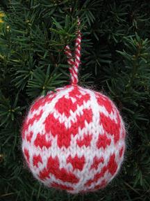 Christmas Ball Ornament Knitting Pattern